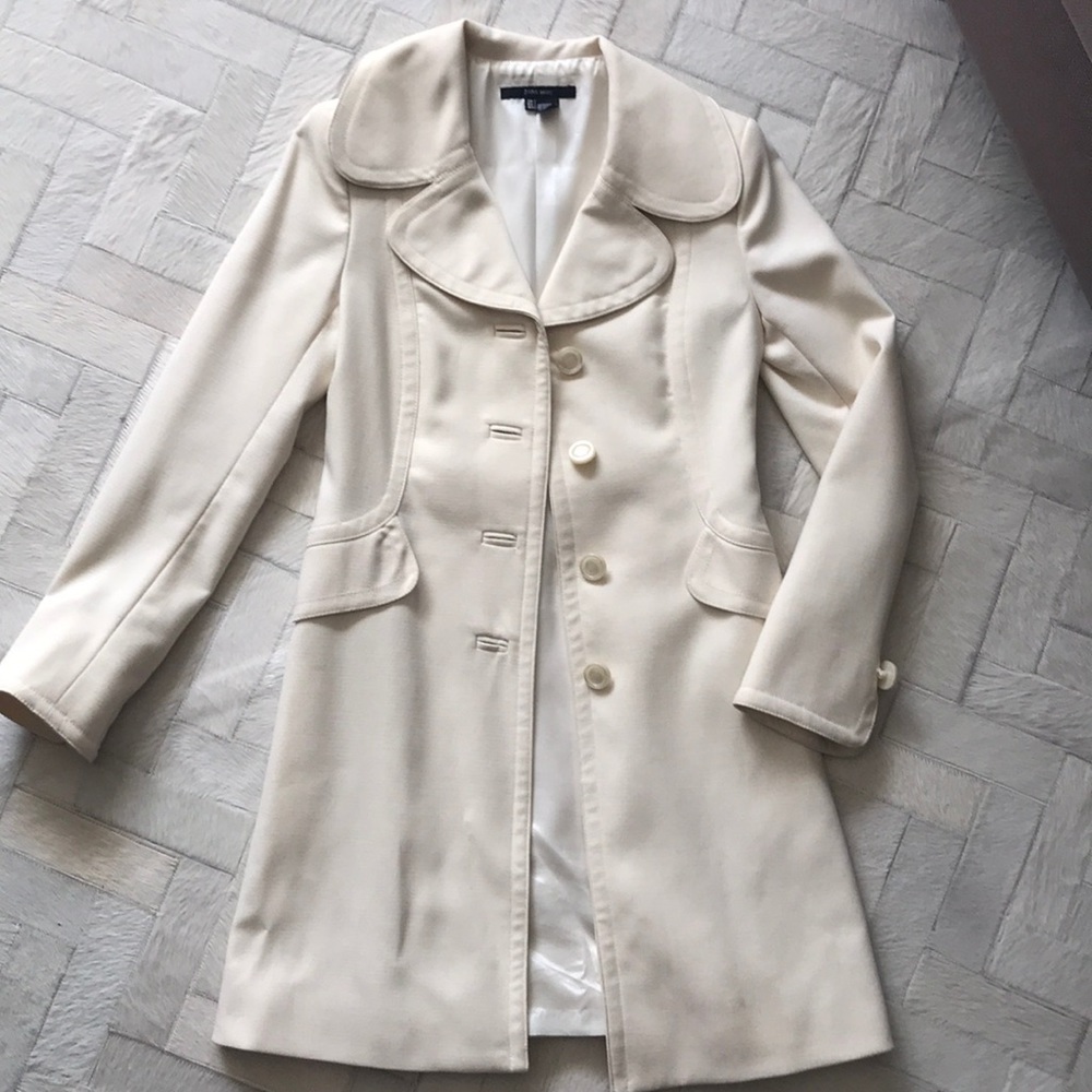 ⭐️⭐️HOST PICK ⭐️⭐️ ZARA Off White button up coat - Picture 1 of 6